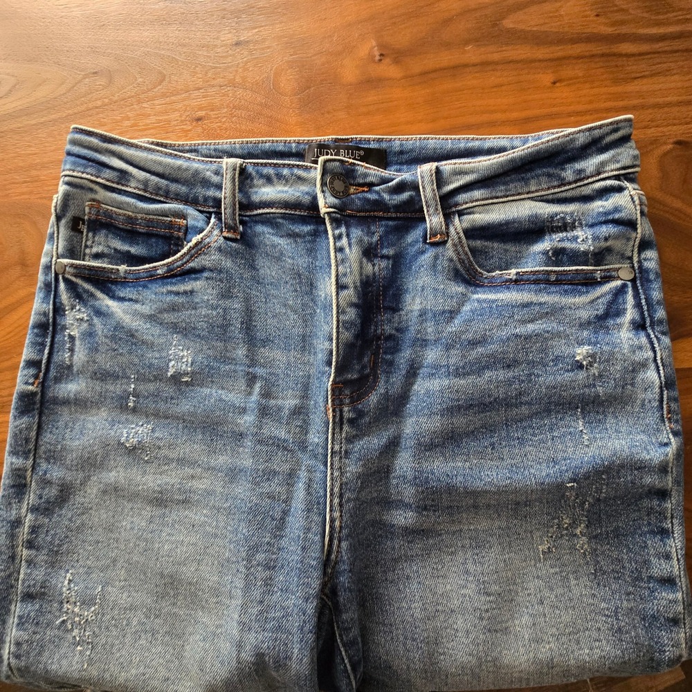 Judy Blue Distressed Bermuda Denim Shorts Large 31 Medium Wash High Rise Frayed - Picture 3 of 10